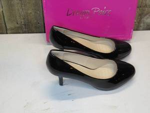 Dream Pairs Ol-Cr Black Pat Size 10