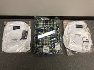lot 24 image: 3 Daypack Backpacks