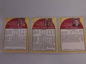 lot 32 image: 3 - Chicago Bulls Collectible Cards
