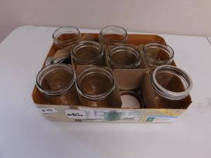 lot 48 image: 8 - Canning Jars