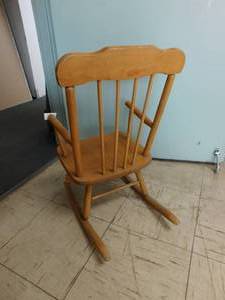 lot 80 image: Small Kids Rocking Chair
