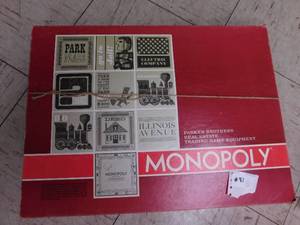 lot 81 image: Monopoly Games