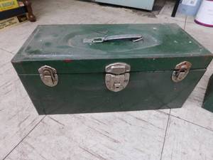 lot 90 image: 2 - Tool Boxes