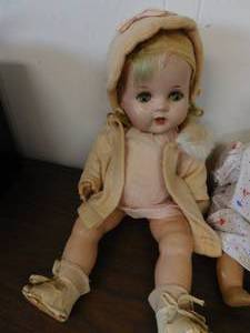 lot 96 image: Antique Dolls