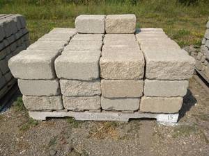 Roman Jumbo Pisa Wall Block - Natural