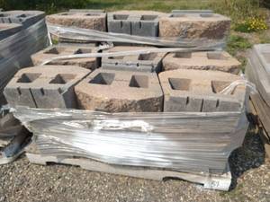 Intermediate II 3-Way Split Wall Block - TanCharcoal