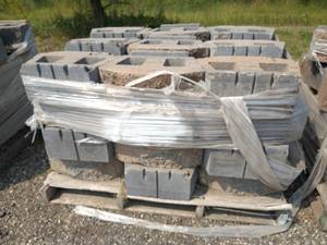 Intermediate II 3-Way Split Wall Block - TanCharcoal