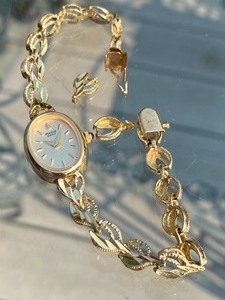 14kt Yellow Gold Pulsar Ladies Wrist Watch