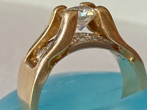 14k Gold Cathedral Diamond Engagement Ring
