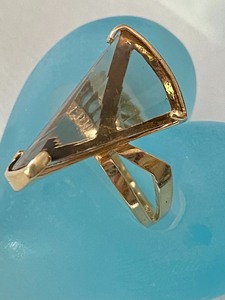 14k Gold and Lens Cut Smoky Quartz Ring