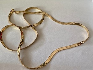 14k Gold 24 3mm Herringbone Chain