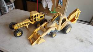 Tonka Road Grader & Tonka Backhoe Loader