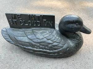 lot 102 image: Metal St Cloud 1991-1995 Duck