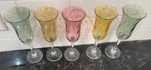 lot 17 image: 5 Colorful Wine Glasses Stemware
