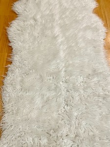 lot 28 image: Furry ThrowRug