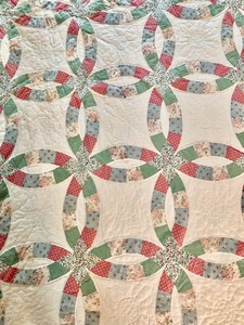 lot 53 image: Pretty Pastel Quilt