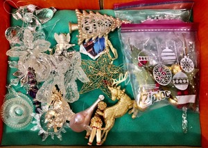 lot 68 image: Sparkly Ornament Grouping