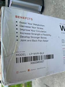 lot 151 image: Waver Lifepro Vibration Plate