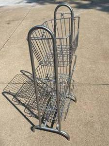 lot 163 image: Wire Basket Storage Piece
