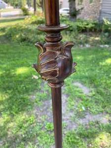 lot 168 image: Metal Floor Lamp