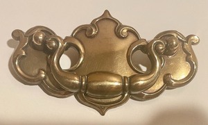 lot 82 image: Brilliant Brass Hardware