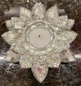 lot 225 image: Crystal Vase with 3 Candle Holders