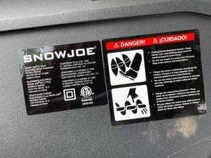 lot 199 image: Snowjoe 21 Inch Electric Snowblower