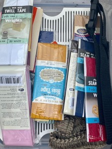 lot 278 image: Lot of Sewing Supplies
