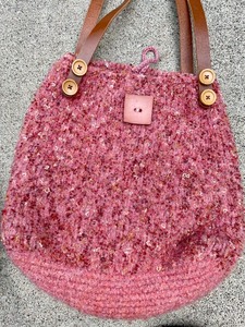 lot 283 image: HandbagsTotes