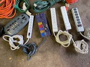 lot 379 image: Extension Cord and Power Strip Lot