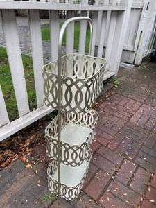 lot 383 image: Decorative Metal 3 Shelf Storage Piece
