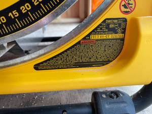 lot 395 image: DeWalt 10 Inch Table Saw