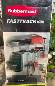 lot 493 image: Rubbermaid Fastrack Rail 12 Piece Kit