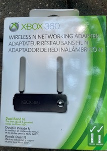 lot 499 image: Excellent Xbox 360 and Accessories
