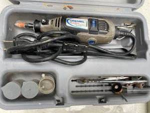 lot 414 image: Dremel Kit with Accessories