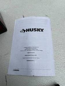 lot 420 image: Husky  6 Ton Bottle Jack