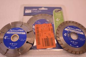 4 Blades
