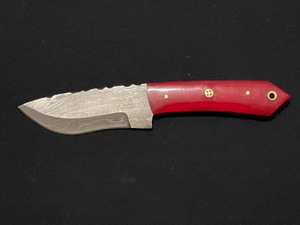 Very nice Damascus steel knife