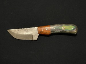 Beautiful Damascus steel knife