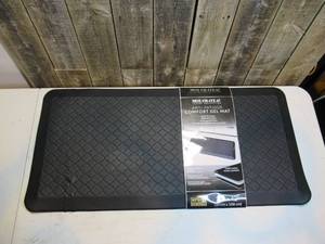 lot 28 image: MON Chateau Anti Fatigue MAT 20 X 42