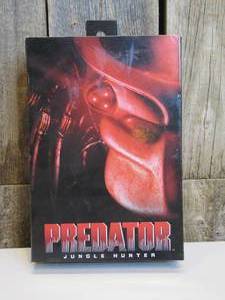 lot 11 image: NECA - Predator - 7 Scale Action Figure - Ultimate Jungle Hunter