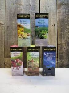 lot 30 image: Variety Pack of 5 Bigelow Teas -5 packs of 28 tea bags (140 Bags Total)