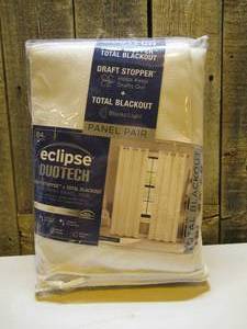 lot 15 image: Eclipse Duotech Total Blackout 84 Inch Marks Ivory Panels