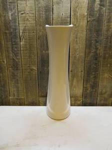 lot 51 image: ShelburnePetite Aragon Pedestal in White