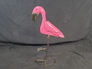 New Handmade Recycled Metal Garden Art Pink Flamingo