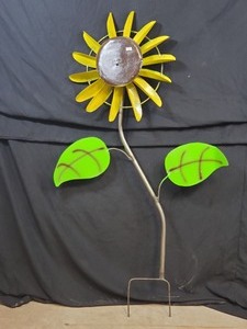New Large Handmade Recycled Metal Sunflower Spinner