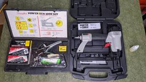 lot 391 image: Swingline Power Gun 1000 Toolkit & Porter Cable Air Nail Gun Kit