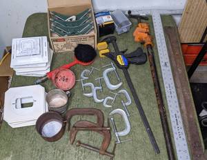 lot 398 image: Miscellaneous Lot - Clamps & T Square