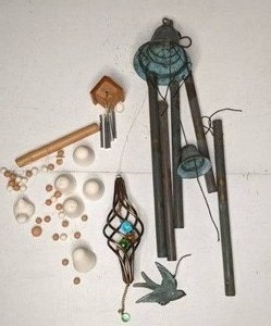 lot 233 image: Lot of Beautiful Windchimes