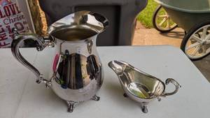 lot 63 image: Silver Plated Pitcher and Gravy Boat